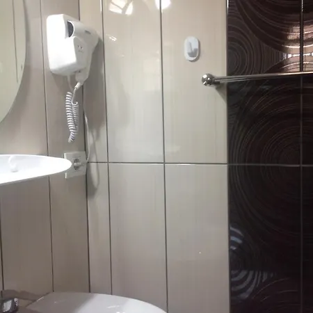 Marius Gasthuis Două Mai